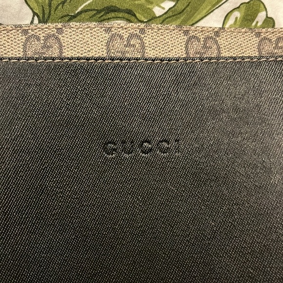 Extra large Gucci gg reversible tote - EUC - Picture 15 of 16